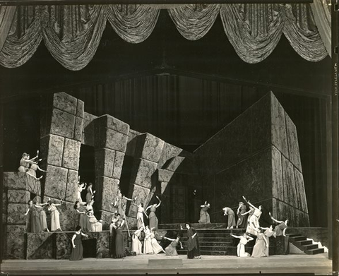 Elektra, Richard Strauss. San Francisco Opera, 1938. Photographer: Lawrence B. Morton/San Francisco Opera.