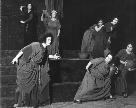 Elektra, Richard Strauss. San Francisco Opera, 1938. Photographer: Lawrence B. Morton/San Francisco Opera.