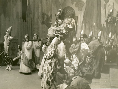 Le Coq d'Or, Nicolai Rimsky-Korsakov. San Francisco Opera, 1938. Photographer: Lawrence B. Morton/San Francisco Opera.