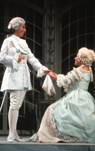 Christa Ludwig (Octavian), Helen Donath (Sophie), Der Rosenkavalier, Richard Strauss. San Francisco Opera, 1971. Photographer: Robert Cahen/San Francisco Opera.