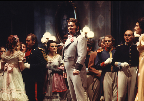 Stuart Burrows (Lensky), Chorus, Eugene Onegin, Peter Ilyich Tchaikovsky. San Francisco Opera, 1971. Photographer: Ken Howard/San Francisco Opera.