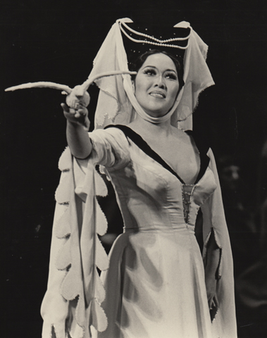 Shigemi Matsumoto (Burgundian Lady), Carmina Burana, Carl Orff. San Francisco Opera, 1971. Photographer: Ken Howard/San Francisco Opera.