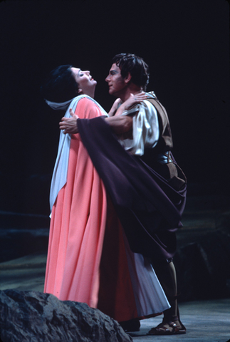 Huguette Tourangeau (Adalgisa), John Alexander (Pollione), Norma, Vincenzo Bellini. San Francisco Opera, 1972. Photographer: Carolyn Mason Jones/San Francisco Opera.