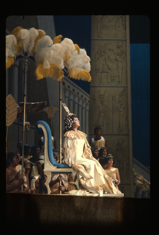 Ruza Baldani (Amneris), Aida, Giuseppe Verdi. San Francisco Opera, 1972. Photographer: Unknown/San Francisco Opera.