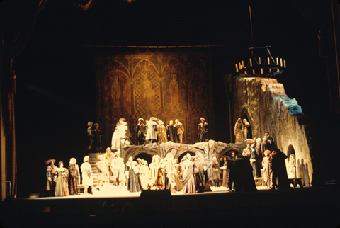 Act II, Ensemble, Lucia di Lammermoor, Giuseppe Verdi. San Francisco Opera, 1972. Photographer: Ken Howard/San Francisco Opera.