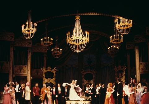 Judith Blegen (Adele), Ensemble, Die Fledermaus, Johann Strauss, Jr.. San Francisco Opera, 1973. Photographer: Ron Scherl/San Francisco Opera.