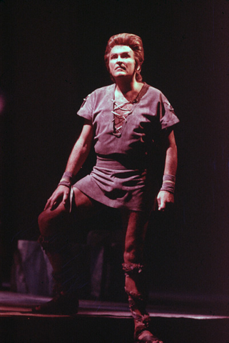 Jess Thomas (Parsifal), Parsifal, Richard Wager. San Francisco Opera, 1974. Photographer: Carolyn Mason Jones/San Francisco Opera.