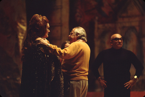 Joan Sutherland in rehearsal with Kurt Herbert Adler and Lotfi Mansouri, Esclarmonde, Jules Massenet. San Francisco Opera, 1974. Photographer: Ron Scherl/San Francisco Opera.