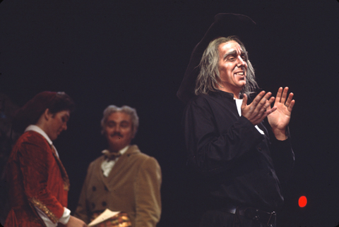 Philip Booth (Basilio), Il Barbiere di Siviglia, Gioachino Rossini. San Francisco Opera/SPOT, 1972. Photographer: Unknown/San Francisco Opera.