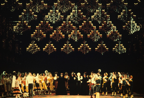 Carol Malone (Zerlina), Roger Soyer (Don Giovanni), Anna Tomowa-Sintow (Donna Anna), Gosta Winbergh (Don Ottavio), Rachel Yakar (Donna Elvira), Ensemble, Don Giovanni, Wolfgang Amadeus Mozart. San Francisco Opera/SPOT, 1974. Photographer: Ron Scherl/San Francisco Opera.