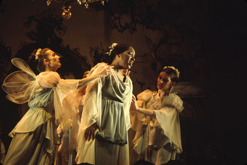 Joy Blackett (Messenger), Supernumeraries, Orfeo, Claudio Monteverdi. San Francisco Opera/SPOT, 1972. Photographer: Unknown/San Francisco Opera.