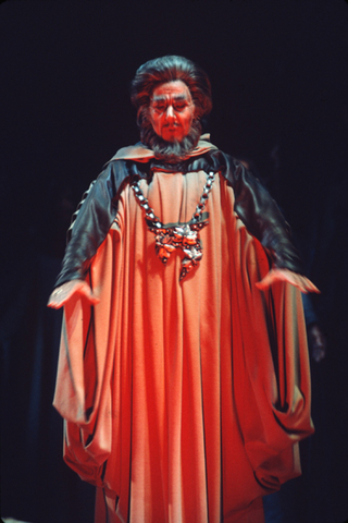 Clifford Grant (Oroveso), Norma, Vincenzo Bellini. San Francisco Opera, 1975. Photographer: Greg Peterson/San Francisco Opera.