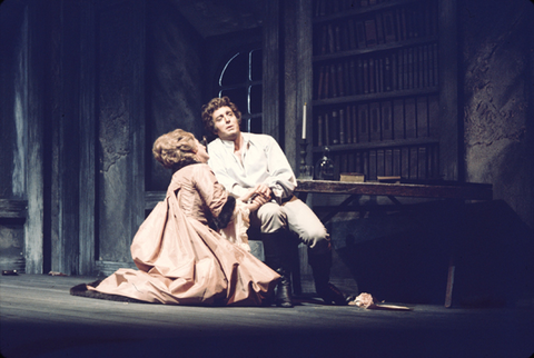 Heather Harper (Charlotte), Giacomo Aragall (Werther), Werther, Jules Massenet. San Francisco Opera, 1975. Photographer: Greg Peterson/San Francisco Opera.