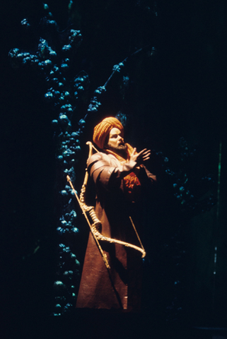 Matti Kastu (Emperor), Die Frau ohne Schatten, Richard Strauss. San Francisco Opera, 1976-77. Photographer: Greg Peterson/San Francisco Opera.