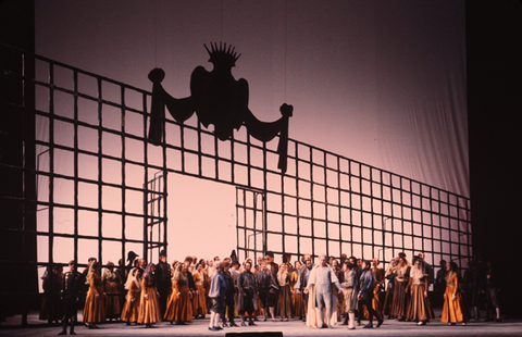 Siegmund Nimsgern (Pizzaro), Alexander Malta (Don Fernando), Chorus, Fidelio, Ludwig van Beethoven. San Francisco Opera, 1978. Photographer: Ron Scherl/San Francisco Opera.