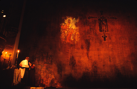 Ensemble, The Passion According to Saint Matthew, Johann Sebastian Bach. San Francisco Opera/SPOT, 1973. Photographer: Carolyn Mason Jones/San Francisco Opera.