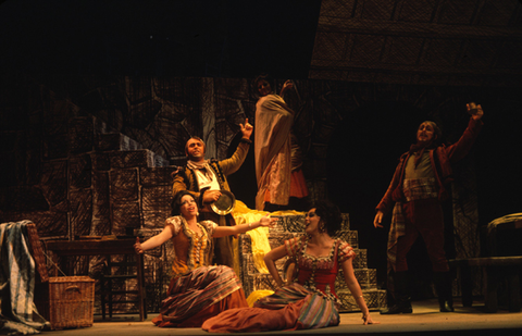 Maria Ewing (Mercedes), Daniel Sullivan (Dancairo), Ariel Bybee (Carmen), Rebecca Roberts (Frasquita), Stephen Janzen (Remendado), Carmen, Georges Bizet. San Francisco Opera/SPOT, 1973. Photographer: Carolyn Mason Jones/San Francisco Opera.