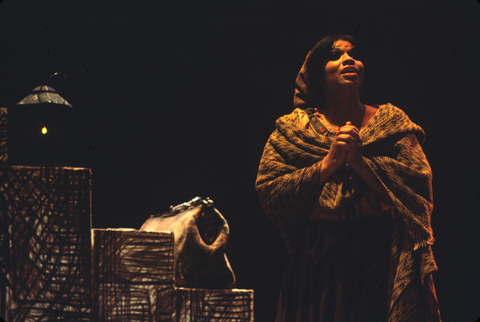 Leona Mitchell (Micaëla), Carmen, Georges Bizet. San Francisco Opera/SPOT, 1973. Photographer: Carolyn Mason Jones/San Francisco Opera.