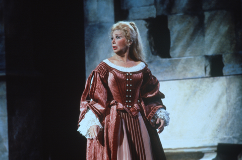 Beverly Sills (Elvira), I Puritani, Vincenzo Bellini. San Francisco Opera, 1977. Photographer: Ron Scherl/San Francisco Opera.