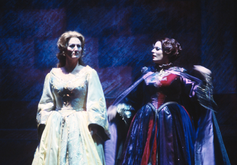 Anne Evans (Elsa), Janis Martin (Ortrud), Lohengrin, Richard Wagner. San Francisco Opera, 1978. Photographer: Ron Scherl/San Francisco Opera.