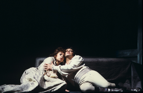 Maria Ewing (Charlotte), José Carreras (Werther), Werther, Jules Massenet. San Francisco Opera, 1978. Photographer: Ron Scherl/San Francisco Opera.