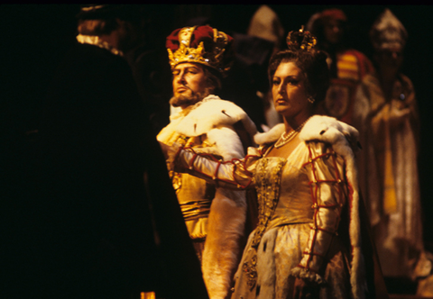 Evgeny Nesterenko (Philip II), Anna Tomowa-Sintow (Elisabeth), Ensemble, Don Carlo, Giuseppe Verdi. San Francisco Opera, 1979. Photographer: Ron Scherl/San Francisco Opera.