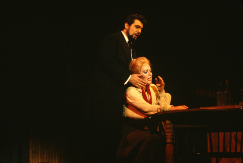 Plácido Domingo (Dick Johnson), Carol Neblett (Minnie), La Fanciulla del West, Giacomo Puccini. San Francisco Opera, 1979. Photographer: Ron Scherl/San Francisco Opera.