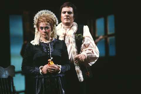 Elisabeth Söderström (Jenufa), Allen Cathcart (Laca Klemen), Jenufa, Leoš Janáček. San Francisco Opera, 1980-81. Photographer: Ron Scherl/San Francisco Opera.