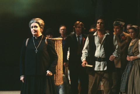 Sena Jurinac (Kostelnicka Buryjovka), Chorus, Jenufa, Leoš Janáček. San Francisco Opera, 1980-81. Photographer: Ron Scherl/San Francisco Opera.