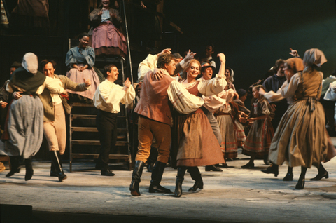 William Lewis (Steva Buryja), Elisabeth Söderström (Jenufa), Ensemble, Jenufa, Leoš Janáček. San Francisco Opera, 1980-81. Photographer: Ron Scherl/San Francisco Opera.