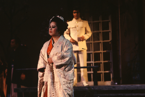 Yasuko Hayashi (Cio-Cio-San), Luis Lima (Pinkerton), Madama Butterfly, Giacomo Puccini. San Francisco Opera, 1980-81. Photographer: Ron Scherl/San Francisco Opera.