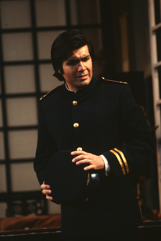 Luis Lima (Pinkerton), Madama Butterfly, Giacomo Puccini. San Francisco Opera, 1980-81. Photographer: Ron Scherl/San Francisco Opera.