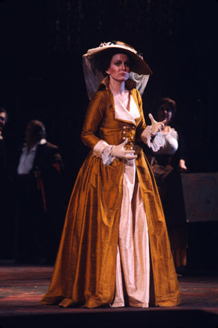 Lella Cuberli (Donna Elvira), Don Giovanni, Wolfgang Amadeus Mozart. San Francisco Opera, 1980-81. Photographer: Ron Scherl/San Francisco Opera.