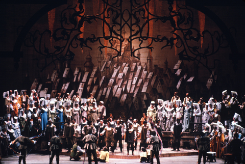 Act III, Ensemble, Die Meistersinger von Nürnberg, Richard Wagner. San Francisco Opera, 1980-81. Photographer: Ron Scherl/San Francisco Opera.