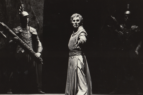 Eric Tappy (Nerone), Supernumeraries, L'Incoronazione di Poppea, Claudio Monteverdi. San Francisco Opera, 1980-81. Photographer: Ira Nowinski/San Francisco Opera.