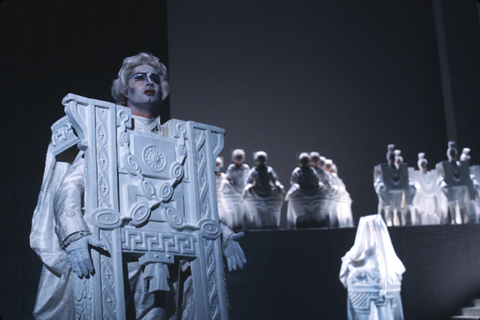 Dalmacio Gonzalez (Idreno), Ensemble, Semiramide, Gioachino Rossini. San Francisco Opera, 1981-82. Photographer: Ron Scherl/San Francisco Opera.