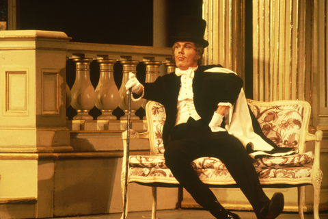 Håkan Hagegård (Danilo Danilovitch), The Merry Widow, Franz Lehár. San Francisco Opera, 1981-82. Photographer: Ron Scherl/San Francisco Opera.