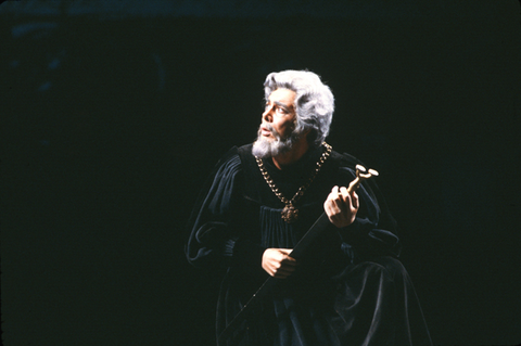 Ferruccio Furlanetto (Don Diègue), Le Cid, Jules Massenet. San Francisco Opera, 1981-82. Photographer: Ron Scherl/San Francisco Opera.