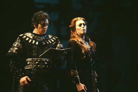 William Lewis (Rodrigue), Carol Neblett (Chimène), Le Cid, Jules Massenet. San Francisco Opera, 1981-82. Photographer: Ron Scherl/San Francisco Opera.