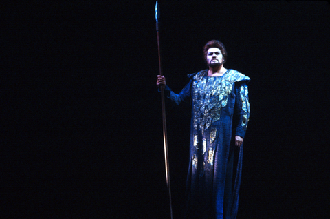 Manfred Schenk (Wotan), Die Walküre, Richard Wagner. San Francisco Opera, 1981-82. Photographer: Ron Scherl/San Francisco Opera.