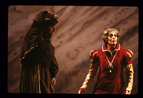 Jeffrey Gall (Nirenus), Tatiana Troyanos (Julius Caesar), Giulio Cesare, George Frideric Handel. San Francisco Opera, 1981-82. Photographer: Ron Scherl/San Francisco Opera.