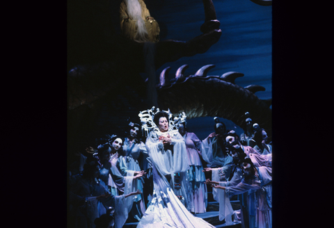 Linda Kelm (Turandot), Ensemble, Turandot, Giacomo Puccini. San Francisco Opera, 1981-82. Photographer: Ron Scherl/San Francisco Opera.