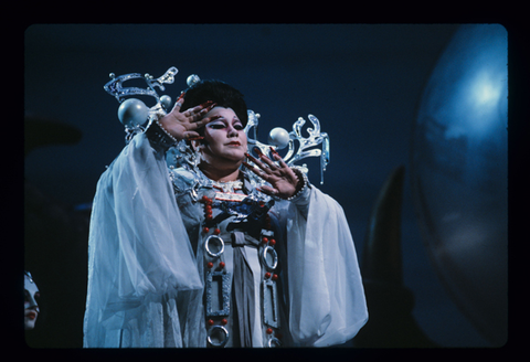 Linda Kelm (Turandot), Turandot, Giacomo Puccini. San Francisco Opera, 1981-82. Photographer: Ron Scherl/San Francisco Opera.