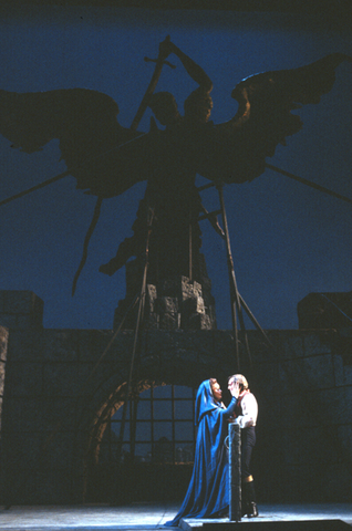 Gwyneth Jones (Tosca), Giacomo Aragall (Cavaradossi), Tosca, Giacomo Puccini. San Francisco Opera, 1982-83. Photographer: Ron Scherl/San Francisco Opera.