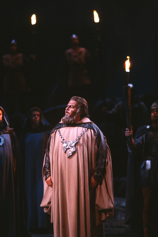 Ezio Flagello (Oroveso), Ensemble, Norma, Vincenzo Bellini. San Francisco Opera, 1982-83. Photographer: Ron Scherl/San Francisco Opera.