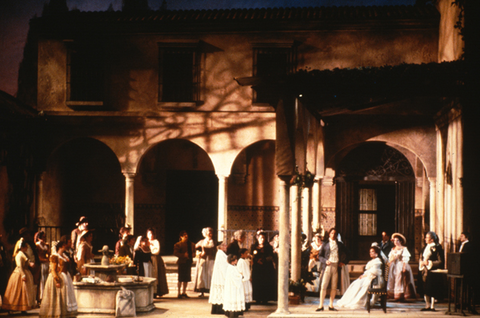 Tom Krause (Count Almaviva), Helena Döse (Countess Almaviva), Ensemble, Le Nozze di Figaro, Wolfgang Amadeus Mozart. San Francisco Opera, 1982-83. Photographer: Ron Scherl/San Francisco Opera.