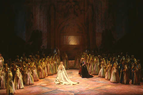 Pilar Lorengar (Elsa von Brabant), Leonie Rysanek (Ortrud), Chorus, Lohengrin, Richard Wagner. San Francisco Opera, 1982-83. Photographer: Ron Scherl/San Francisco Opera.