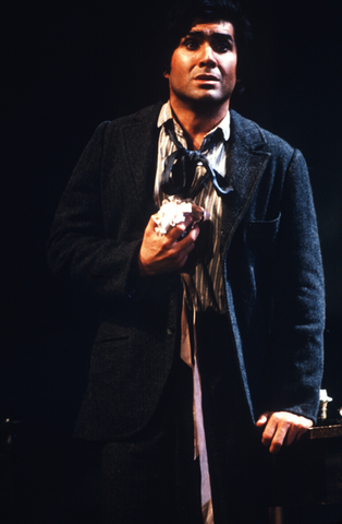 Luis Lima (Rodolfo), La Bohème, Giacomo Puccini. San Francisco Opera, 1982-83. Photographer: Ron Scherl/San Francisco Opera.