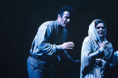 André Jobin (Boris Grigorievich), Anja Silja (Katya Kabanova), Kát'a Kabanová, Leoš Janáček. San Francisco Opera, 1983-84. Photographer: Ron Scherl/San Francisco Opera.