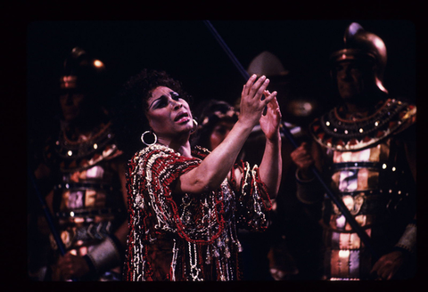 Leontyne Price (Aida), Aida, Giuseppe Verdi. San Francisco Opera, 1983-84. Photographer: Ron Scherl/San Francisco Opera.